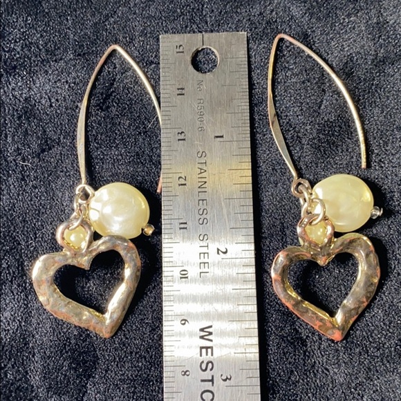 Silver-toned drop earrings with faux pearls​ - Picture 6 of 6